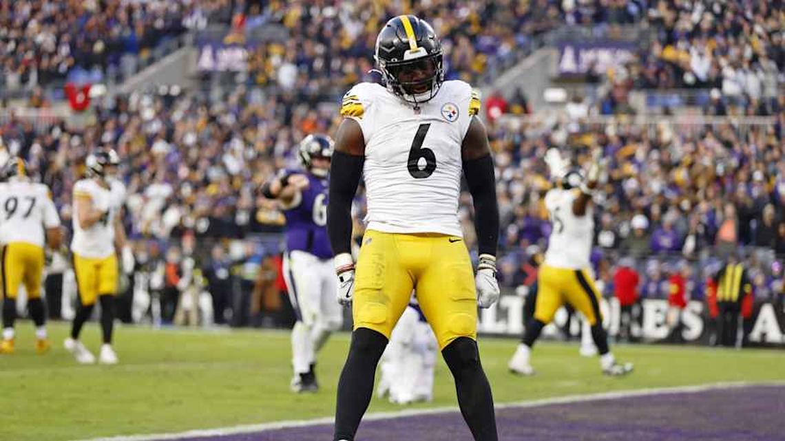  Dec 7, 2025; Baltimore, Maryland, USA; Pittsburgh Steelers linebacker Patrick Queen (6) reacts after a defensive stop against the Baltimore Ravens during the second half at M&T Bank Stadium. Mandatory Credit: Peter Casey-Imagn Images | Peter Casey-Imagn Images 