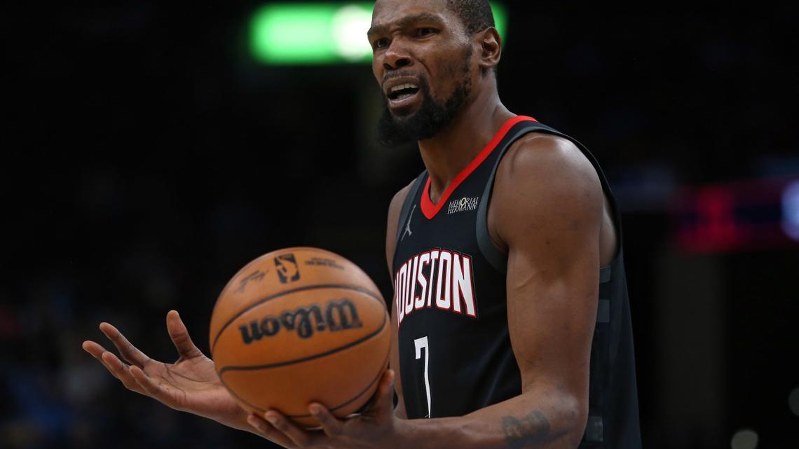 Kevin Durant Calls Out Former Team Suns for Foul Baiting in Phoenix Return 