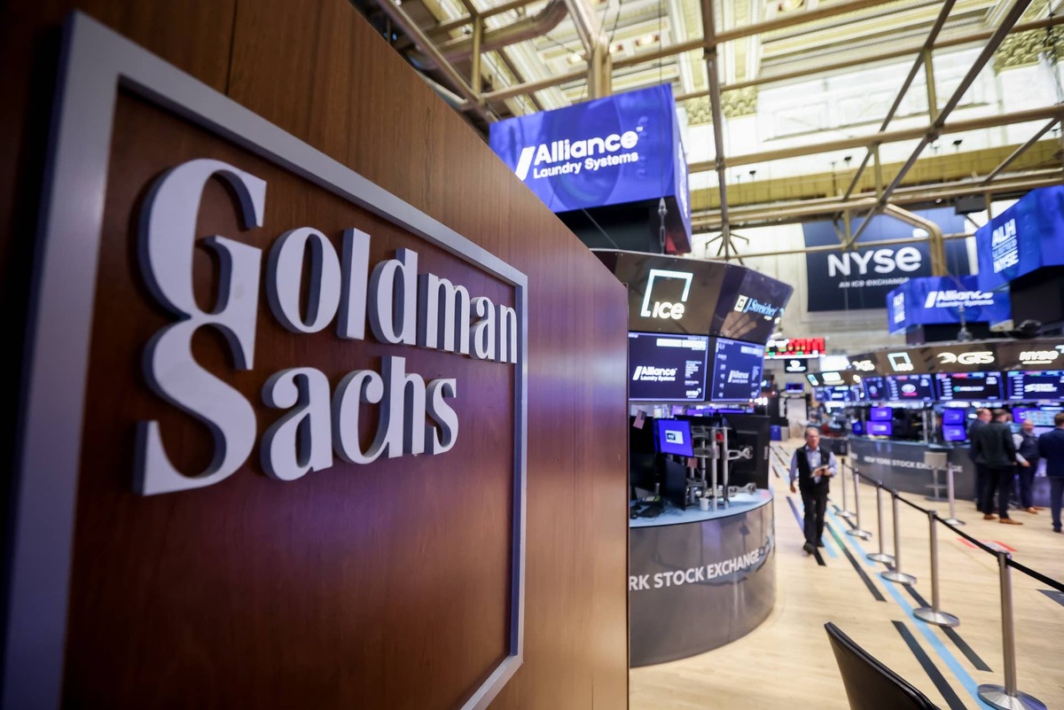  Goldman Sachs Group Inc. signage on the floor of the New York Stock Exchange (NYSE) Nagle/Getty Images