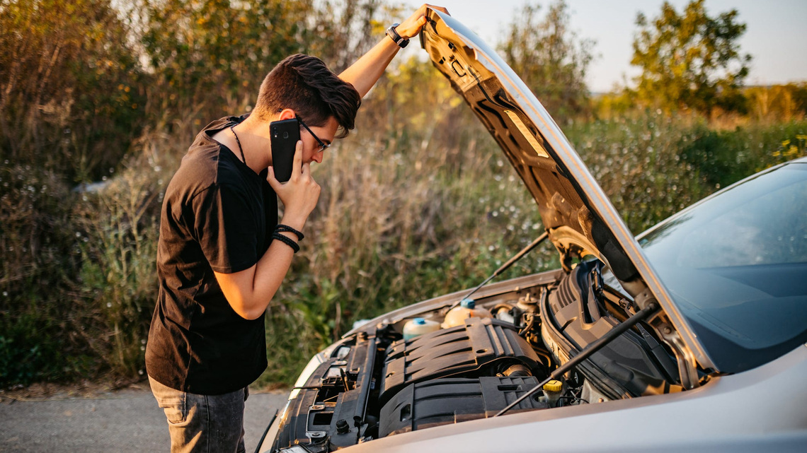What to do if your car overheats during the summer 