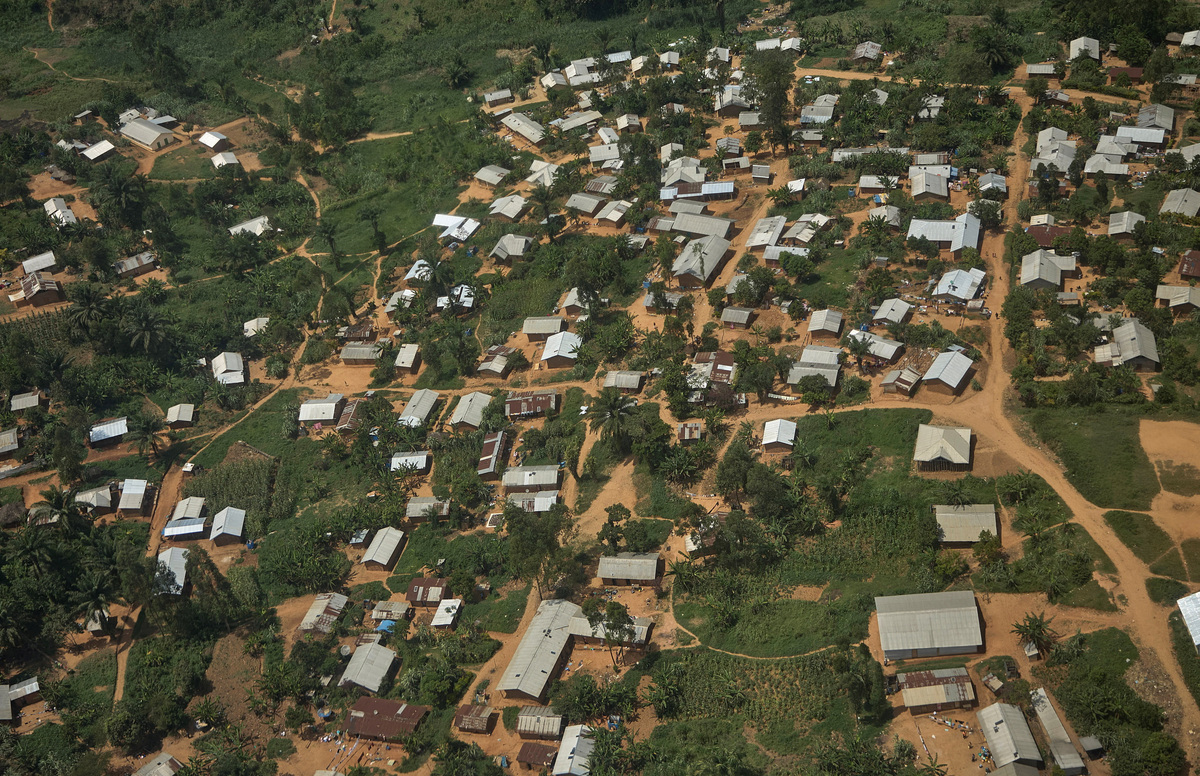 An aerial view from a UN helicopter shows residential settlements and dirt roads, as aid agencies intensify efforts to contain the Ebola outbreak involving the Bundibugyo strain in the outskirts of Mongbwalu, Djugu Territory of Ituri province which is the epicentre of the Ebola epidemic, Democratic Republic of Congo, June 9, 2026. REUTERS/Gradel Muyisa Mumbere