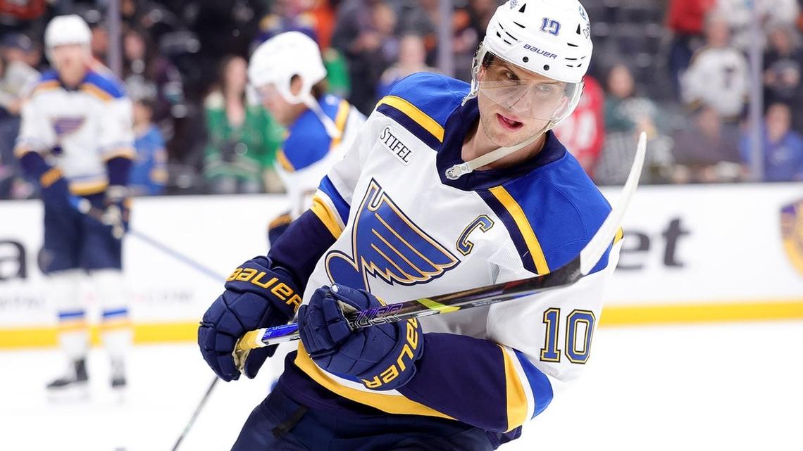 Reports: Blues trade away F Brayden Schenn, D Justin Faulk 