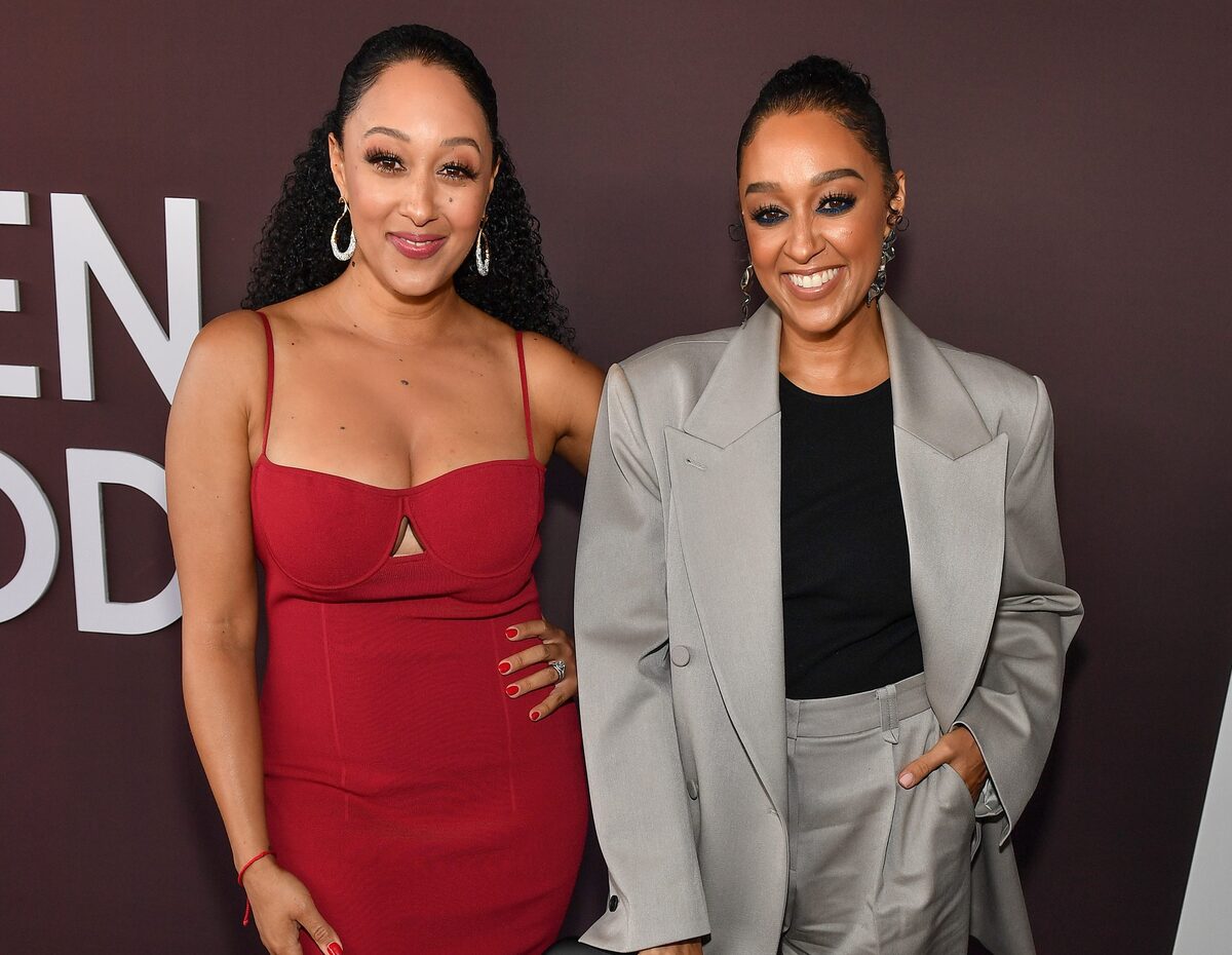 (L-R) Tamera Mowry-Housley and Tia Mowry, 2024Paras Griffin/Getty Images for ESSENCE