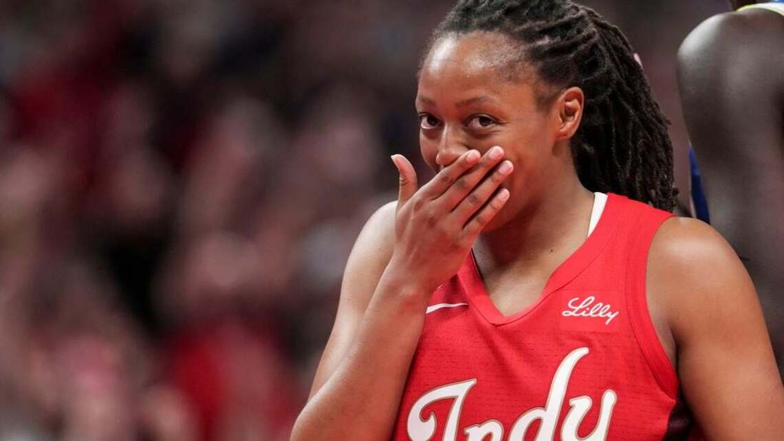 Fever seek 6th straight win as Wings try to halt slide