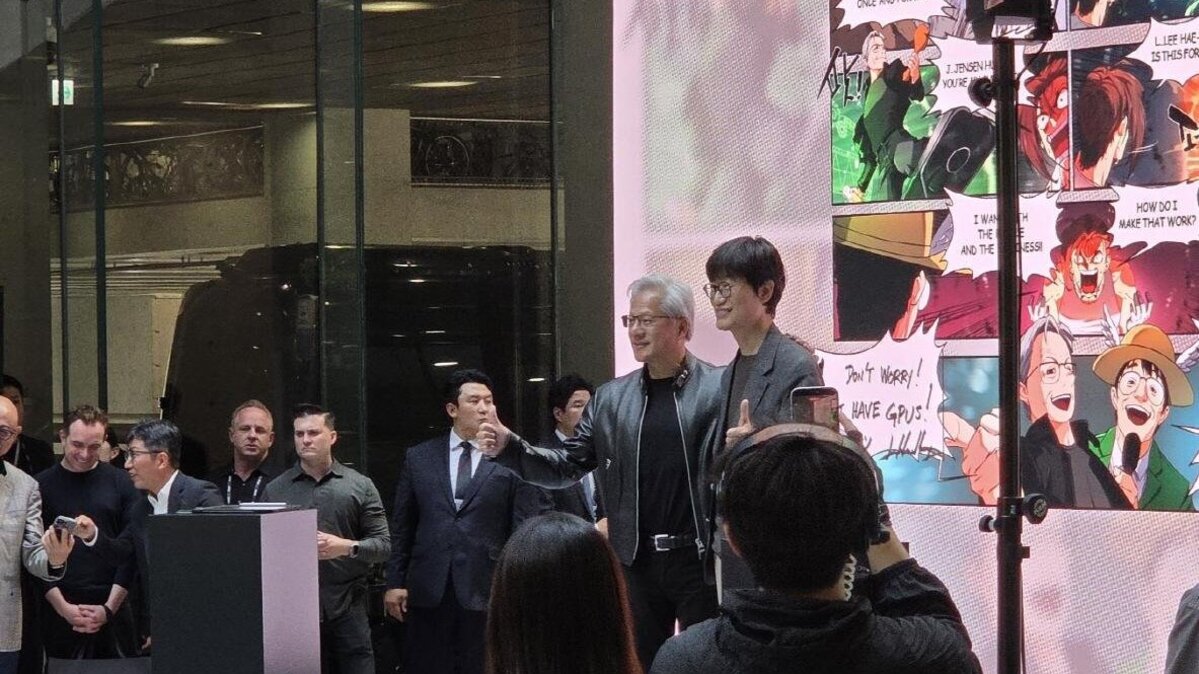 Nvidia Chief Executive Jensen Huang, left, and Naver founder and board Chairman Lee Hae-jin greet attendees at Naver’s 1784 headquarters in Seongnam, south of Seoul, on Monday. Photo by Asia Today
                                            