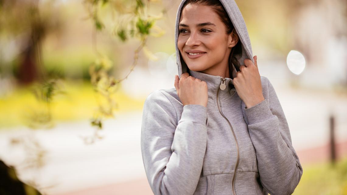 End of Season Savings: Get 40% Off Women's Hoodies, Sweatshirts and Tops at Lululemon 