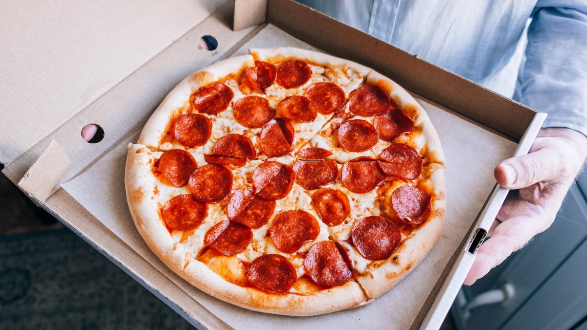 Pieology restaurant chain faces disappointing pizza industry trend 