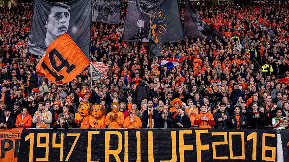  A passionate Oranje fan base awaits. | Stefan Koops/EYE4IMAGES/NurPhoto/Getty Images. 