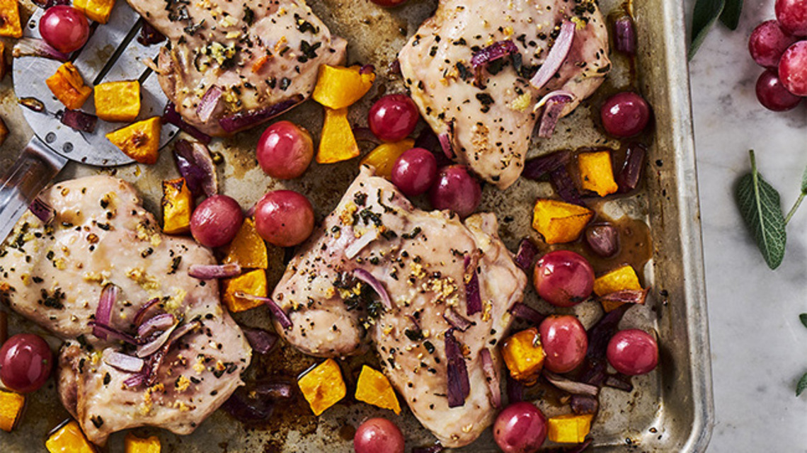 
        5 Easy Sheet Pan Meals with a Grape Upgrade
       