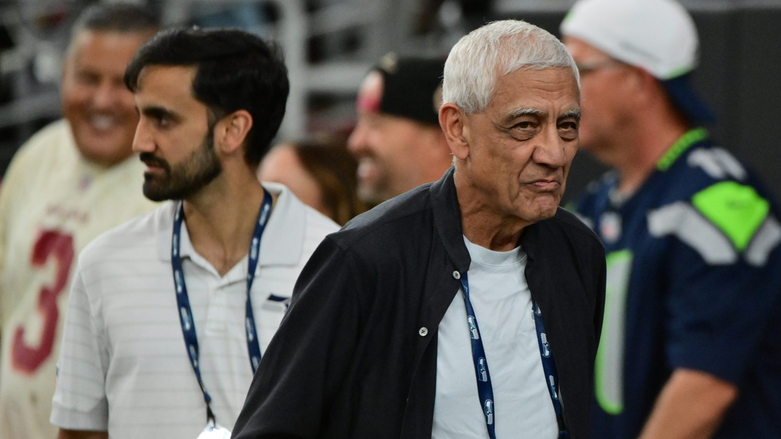 Seahawks owner Vinod Khosla is one of few NFL owners donating to Democrats 