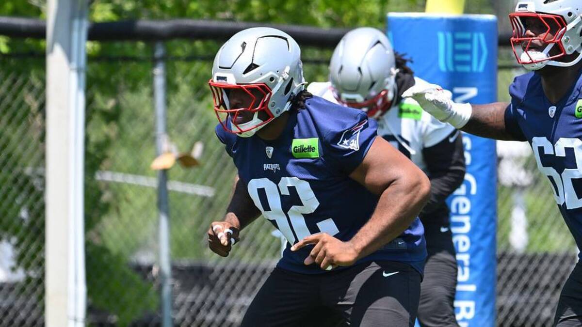  Jun 10, 2026; Foxborough, MA, USA; New England Patriots defensive tackle Joshua Farmer (92) works out during minicamp at Gillette Stadium. Mandatory Credit: Eric Canha-Imagn Images | Eric Canha-Imagn Images 