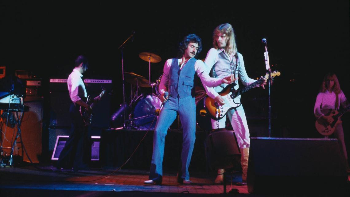 1973 Flop, Revived by a Pizza Joint Jukebox, Saved Famous Rock Band From Breaking Up 