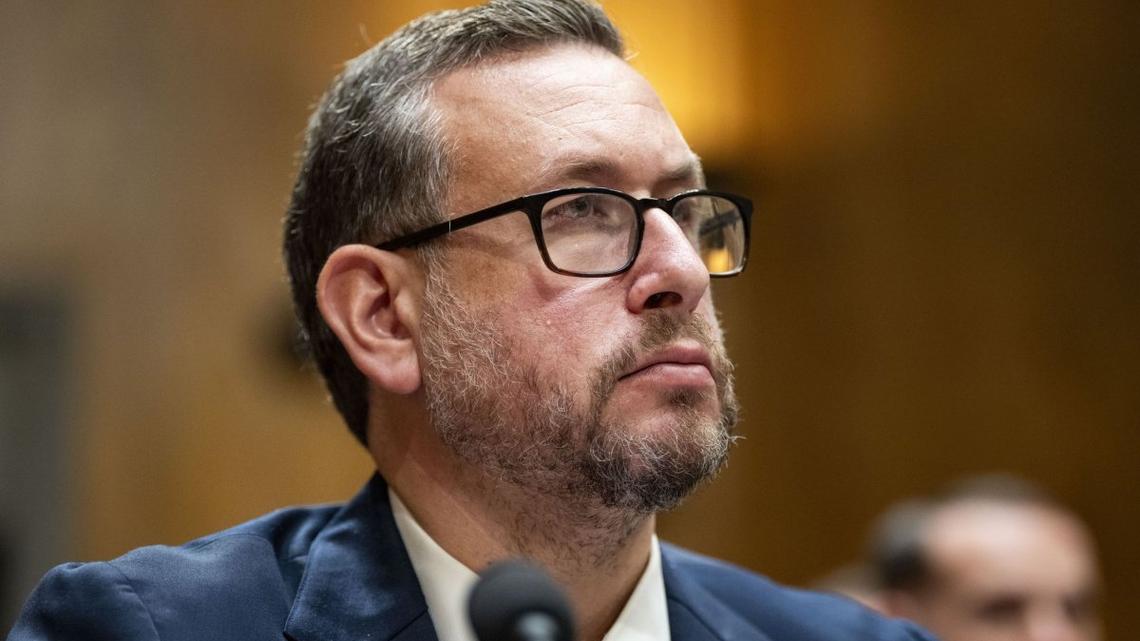 DHS to arrest, detain refugees without green cards after 1 year 