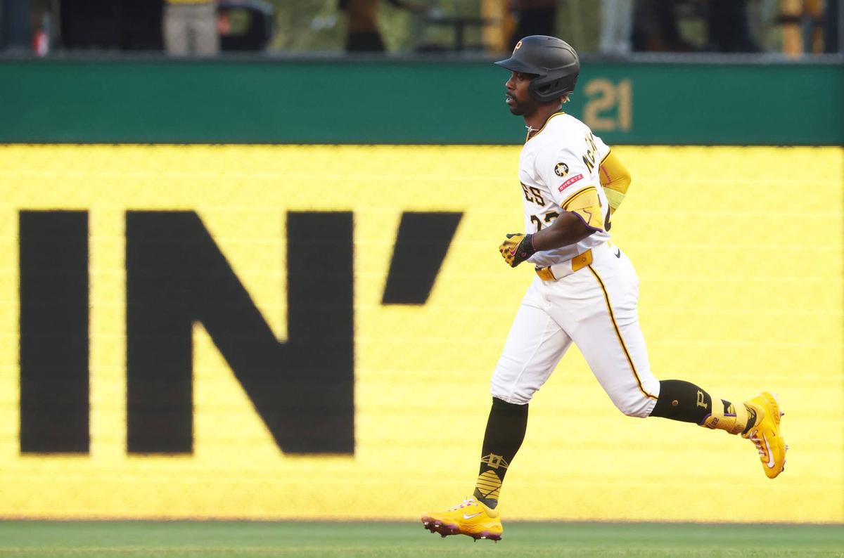  Pittsburgh Pirates designated hitter Andrew McCutchen (22) Charles LeClaire-Imagn Images