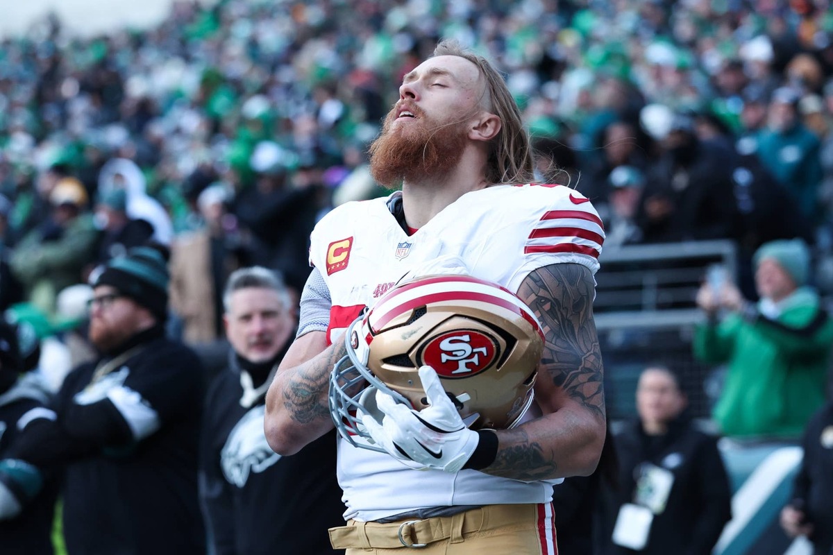  Jan 11, 2026; Philadelphia, PA, USA; San Francisco 49ers tight end George Kittle before action against the Philadelphia Eagles in an NFC Wild Card Round game at Lincoln Financial Field. Mandatory Credit: Bill Streicher-Imagn Images 