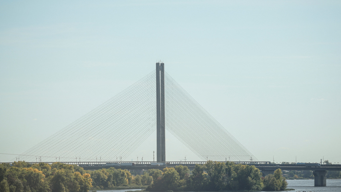 Kyiv plans to build water crossings as Russia escalates bridge strikes 