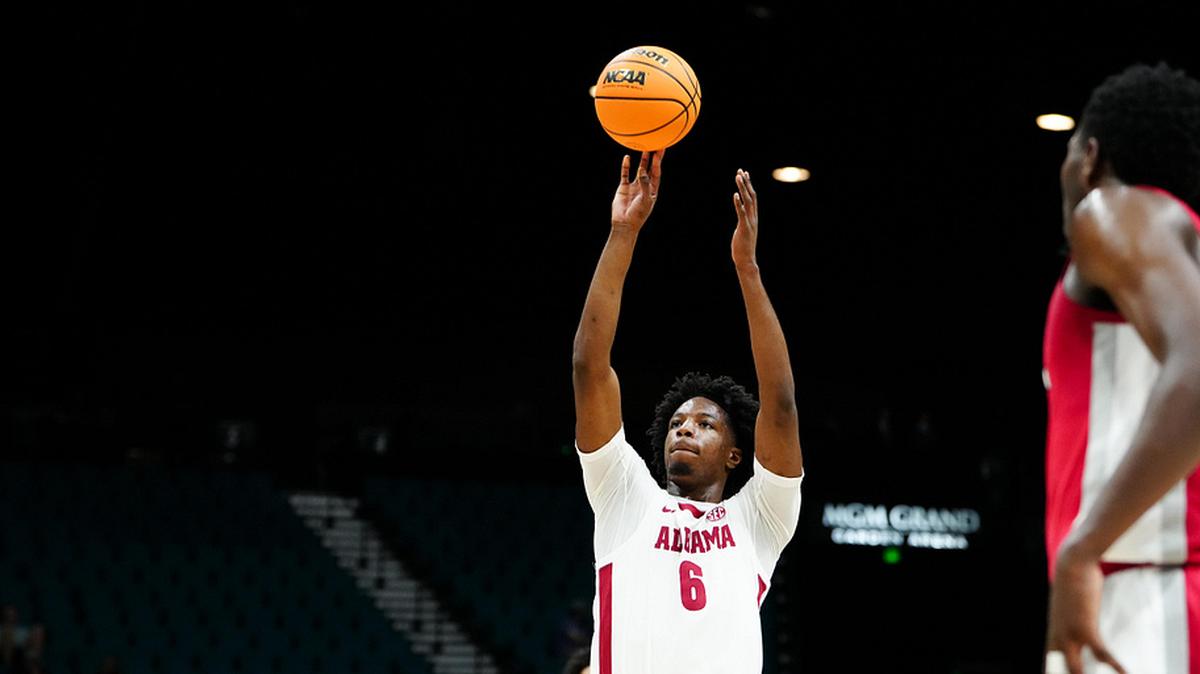 Nov 25, 2025; Las Vegas, Nevada, USA; Alabama Crimson Tide forward London Jemison (6) shoots a free throw in the first half against UNLV Rebels in a 2025 Players Era Festival group play game at MGM Grand Garden Arena. Mandatory Credit: Stephen R. Sylvanie-Imagn Images. 