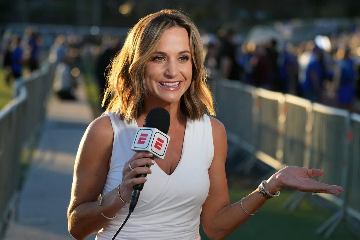  Feb 7, 2022; Westlake Village, CA, USA; ESPN reporter Dianna Russini at Los Angeles Rams Super Bowl LVI Opening Night at Oaks Christian High School. Mandatory Credit: Kirby Lee-USA TODAY Sports 