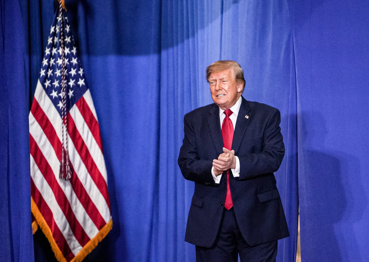 Trump praises rallygoer for punching protester: 'I loved that ...
