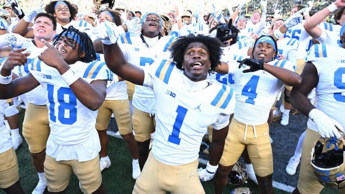 No. 21 UCLA snuffs late 2-point try for rare win at No. 13 Oregon