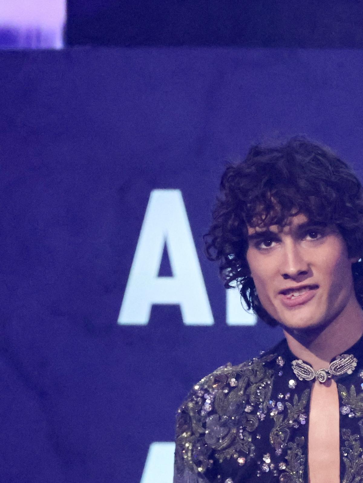 SOMBR wins the award for Best Rock/Alternative Song for "back to friends" during the 2026 American Music Awards, in Las Vegas, Nevada, U.S., May 25, 2026. REUTERS/Mario Anzuoni