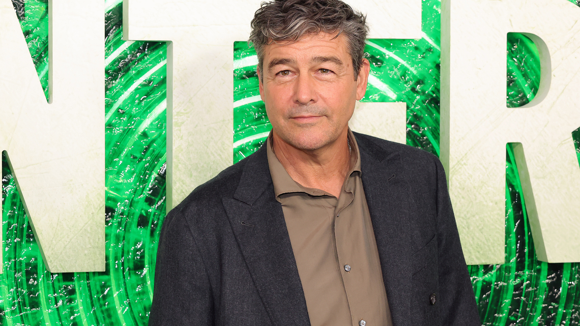 Kyle Chandler loves the ending of the 'Lanterns' premiere. He also loves a grouchy character 