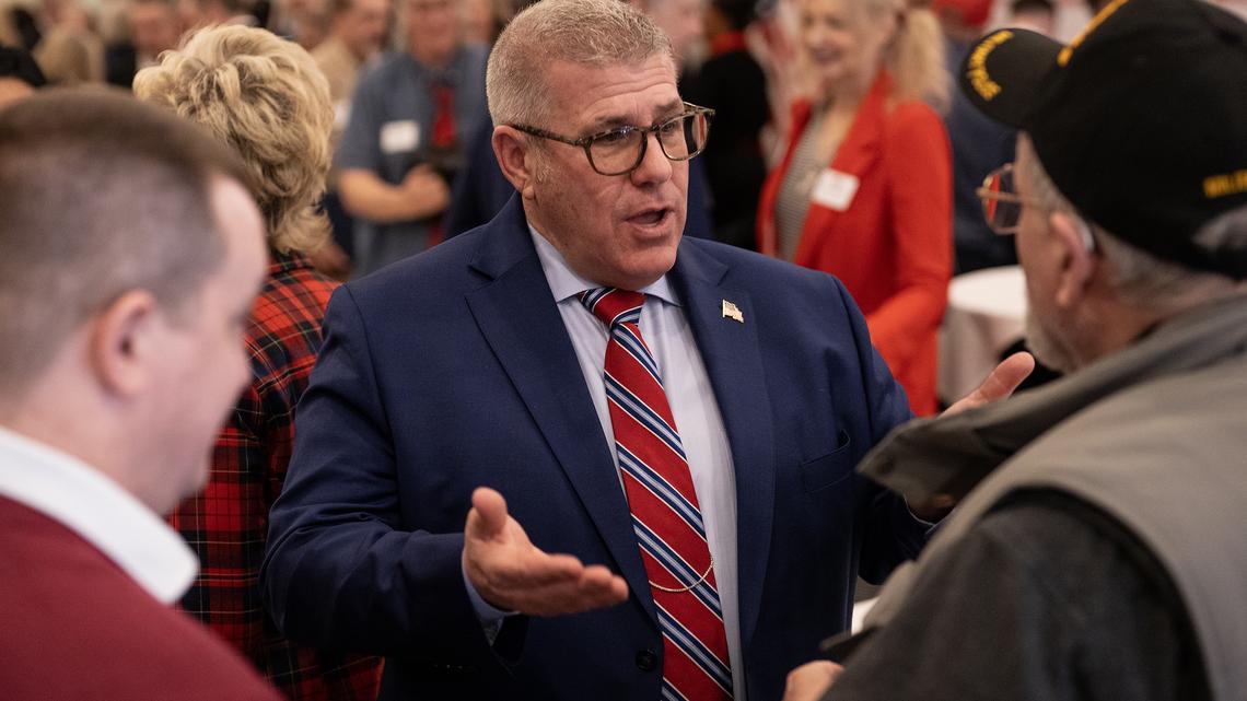 Illinois GOP governor candidate Darren Bailey held fundraiser on legislative session day in apparent violation of ban 