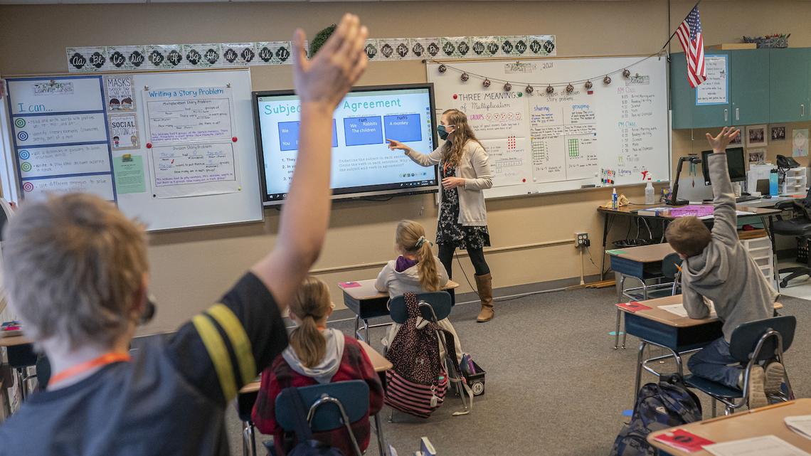 S.C. Lawmakers are weighing a bill that would require teachers to follow a strict approach in helping students achieve proficiency in reading. (Photo by Nathan Howard/Getty Images)
