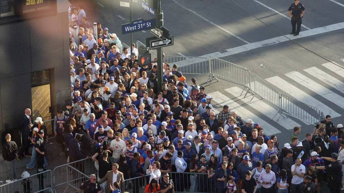  Fans dealt with enhanced security measures and spent thousands of dollars for a single seat to Game 3 of the NBA Finals | Vincent Carchietta-Imagn Images 