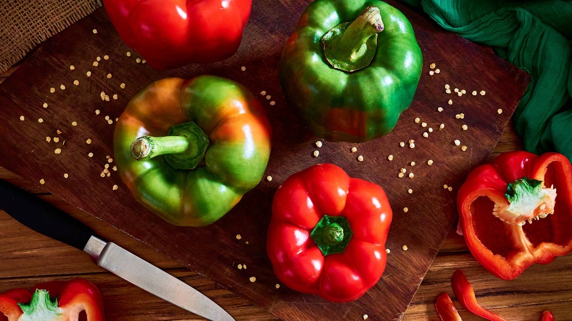 This Quick Hack for Growing Fresh Peppers Is Easier Than Taking Out the Trash 