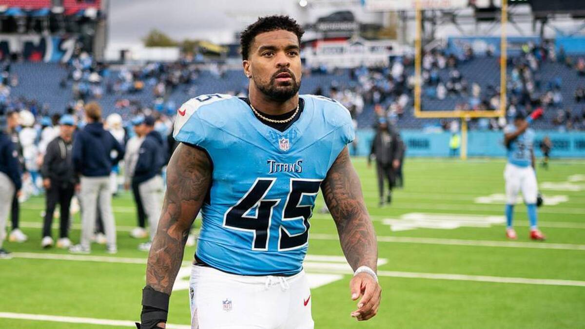 Tennessee Titans linebacker Dre'Mont Jones (45) exits the field after their loss to the Los Angeles Chargers at Nissan Stadium in Nashville, Tenn., Sunday, Nov. 2, 2025. | Andrew Nelles / The Tennessean / USA TODAY NETWORK via Imagn Images 