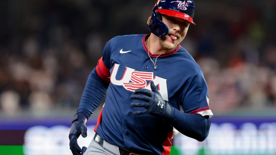 USA generates enough power to edge Dominican Republic in WBC semifinals