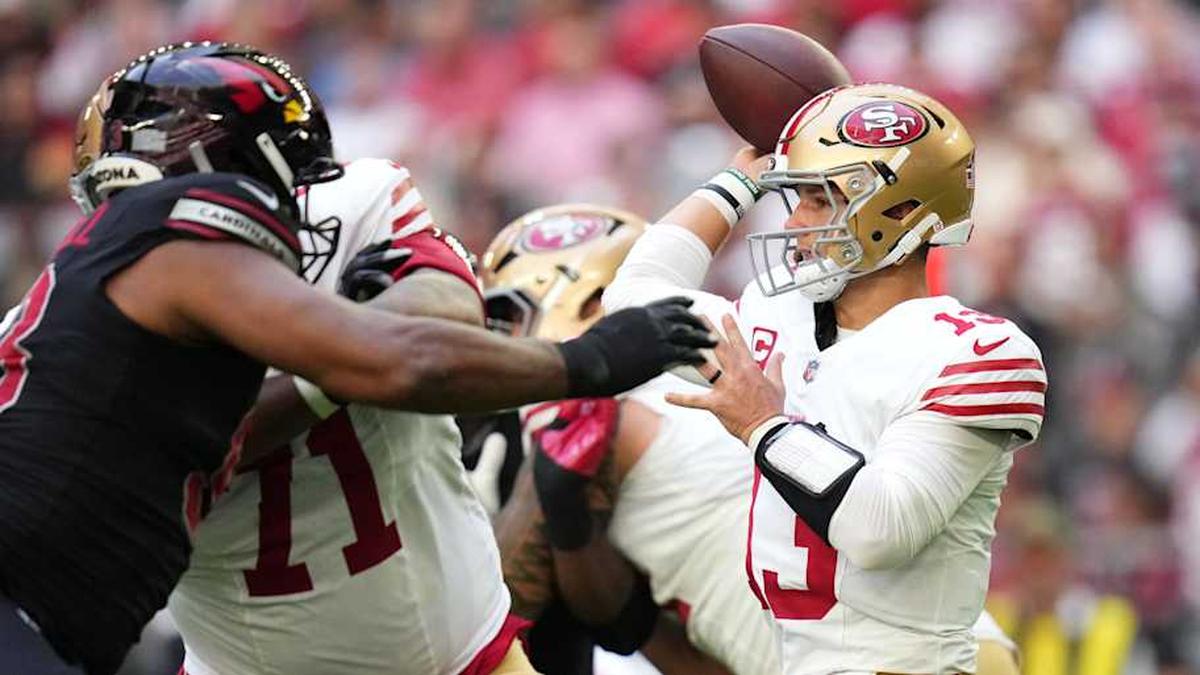  San Francisco 49ers quarterback Brock Purdy (13) throws the ball against the Arizona Cardinals at State Farm Stadium in Glendale on Nov. 16, 2025. | Joe Rondone/The Republic / USA TODAY NETWORK via Imagn Images 
