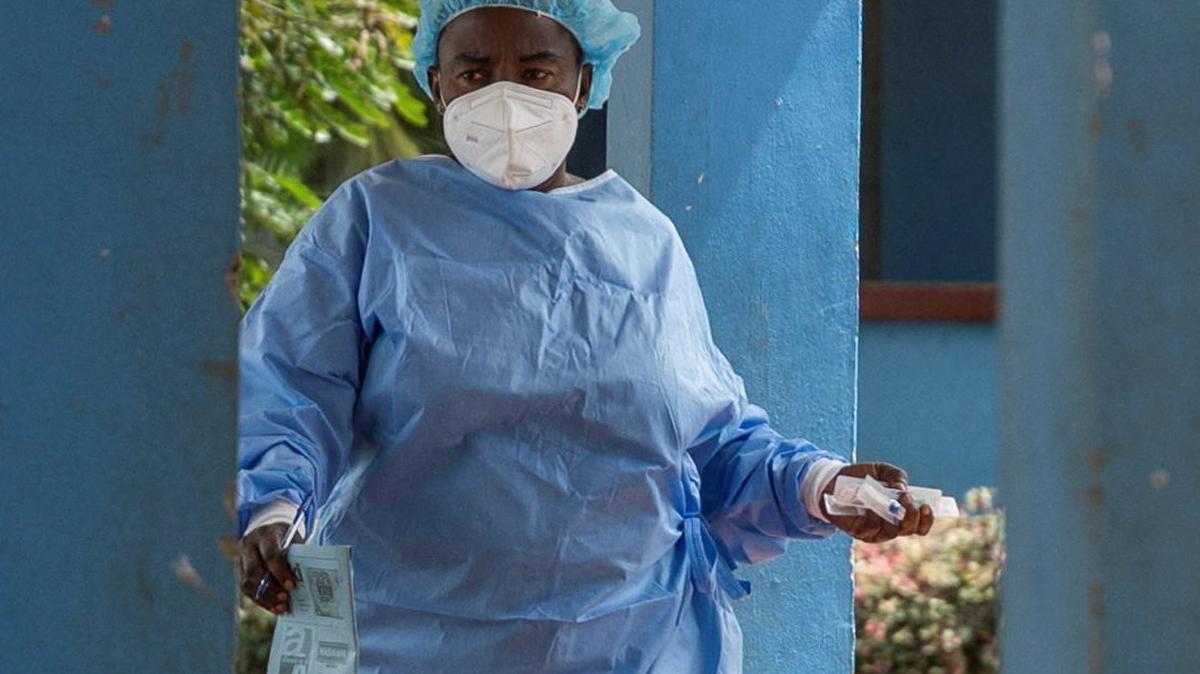 A healthcare worker at the Bunia General Referral Hospital following a resurgence of Ebola involving the Bundibugyo strain, a rarer variant of the virus with no approved vaccine currently available, in Bunia, Ituri province of the Democratic Republic of Congo May 21, 2026. REUTERS/Stringer