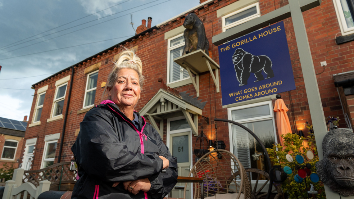 Homeowner faces $25,000 fine over 4-foot gorilla statue outside home