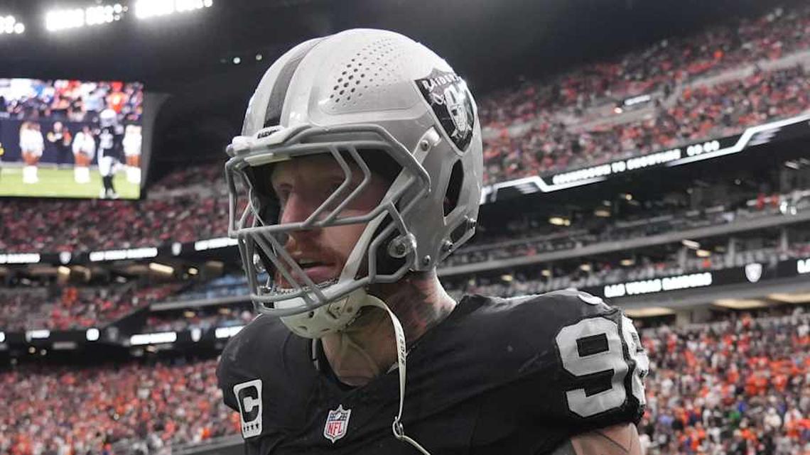  Dec 7, 2025; Paradise, Nevada, USA; Las Vegas Raiders defensive end Maxx Crosby (98) on the field prior to a game against the Denver Broncos at Allegiant Stadium. Mandatory Credit: Kirby Lee-Imagn Images | Kirby Lee-Imagn Images 