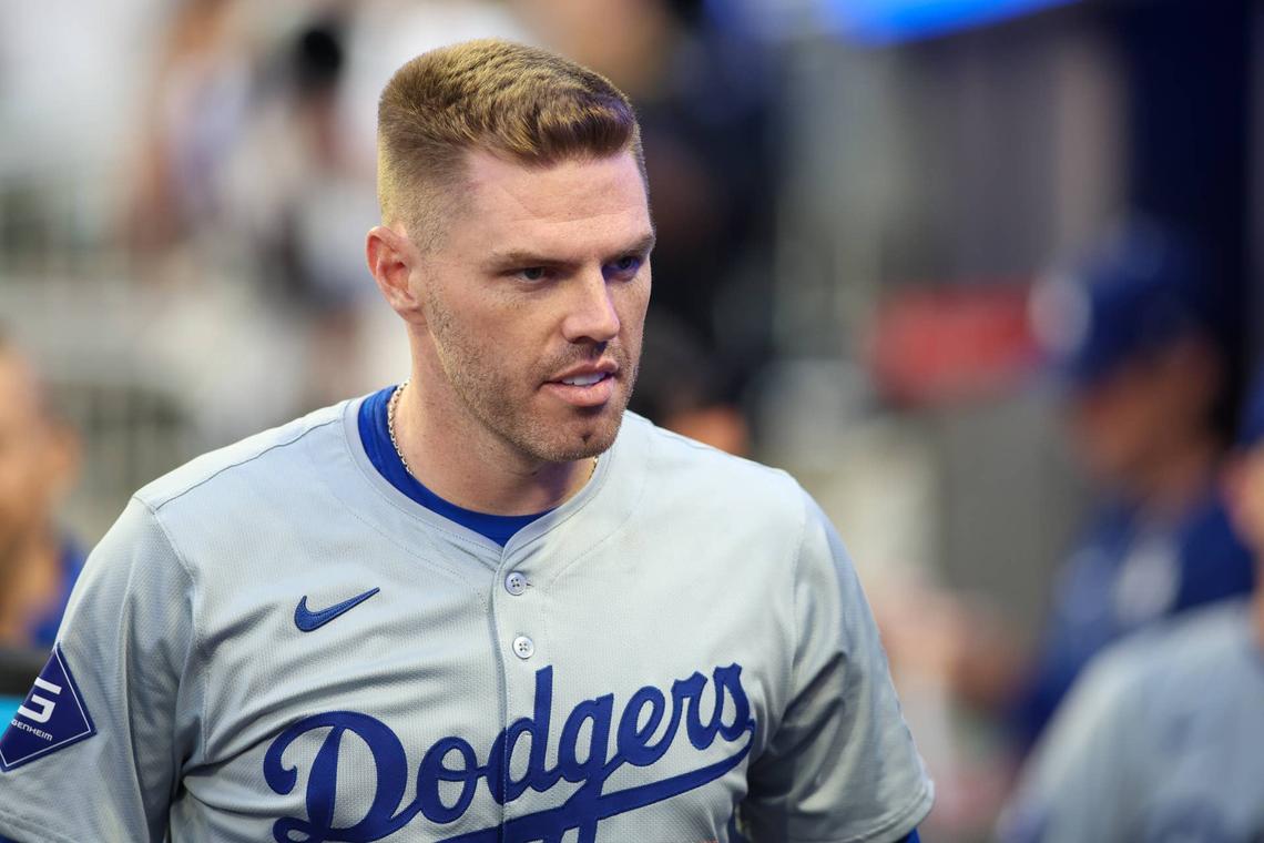  Los Angeles Dodgers first baseman Freddie Freeman (5) © Brett Davis-Imagn Images