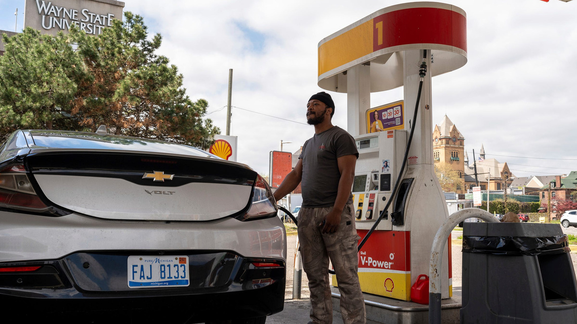Michigan has highest average weekly gasoline price surge in the nation