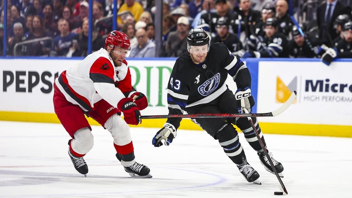 Hurricanes never trail in marquee showdown with Lightning  