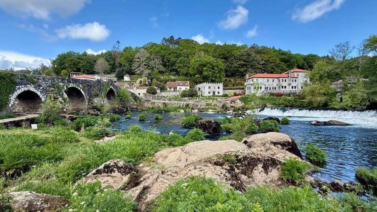  There's no place to stay in the beautiful village of Ponte Maceira. Photo credit: Margot Black 