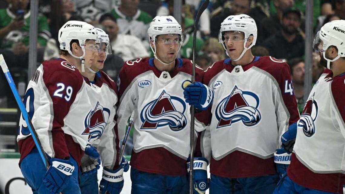 Artturi Lehkonen, Avalanche take aim at Predators