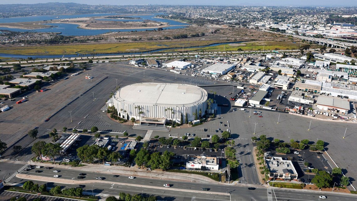 San Diego's Midway Rising deal prioritizes public benefits over rent payments 