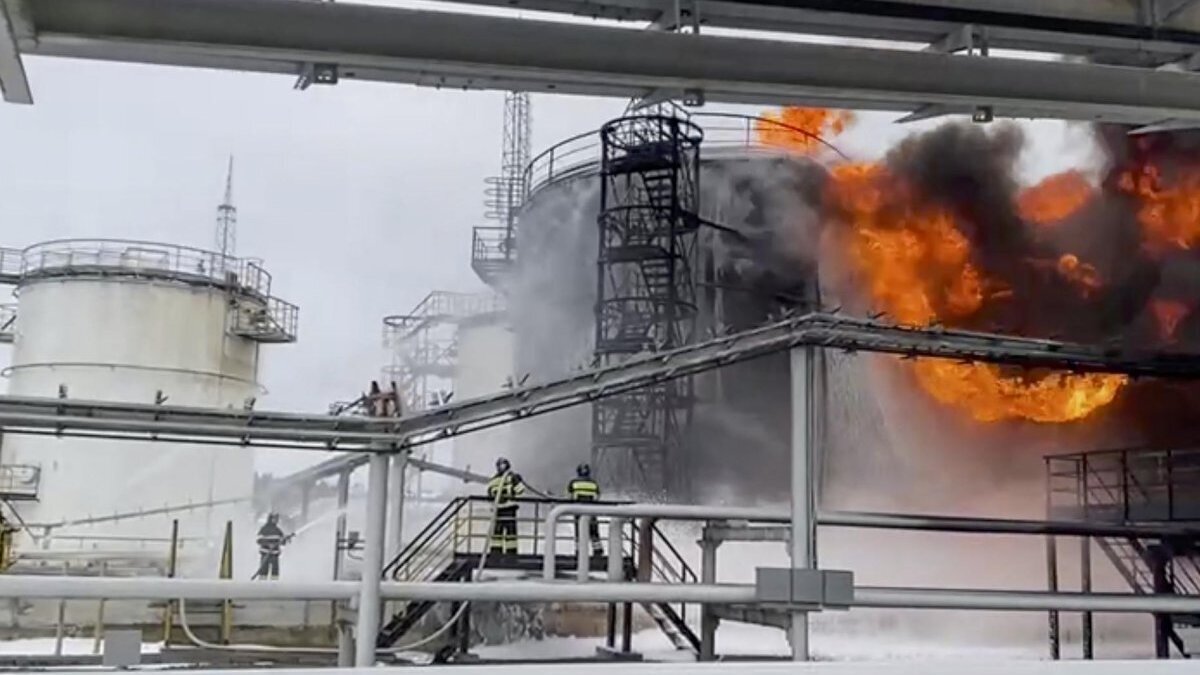 Ukrainian drones struck oil plants in Moscow and Russia's southern Krasnodar Krai region overnight. No fatalities or injuries were reported in either location. File photo by Russian Emergencies Ministry/EPA-EFE