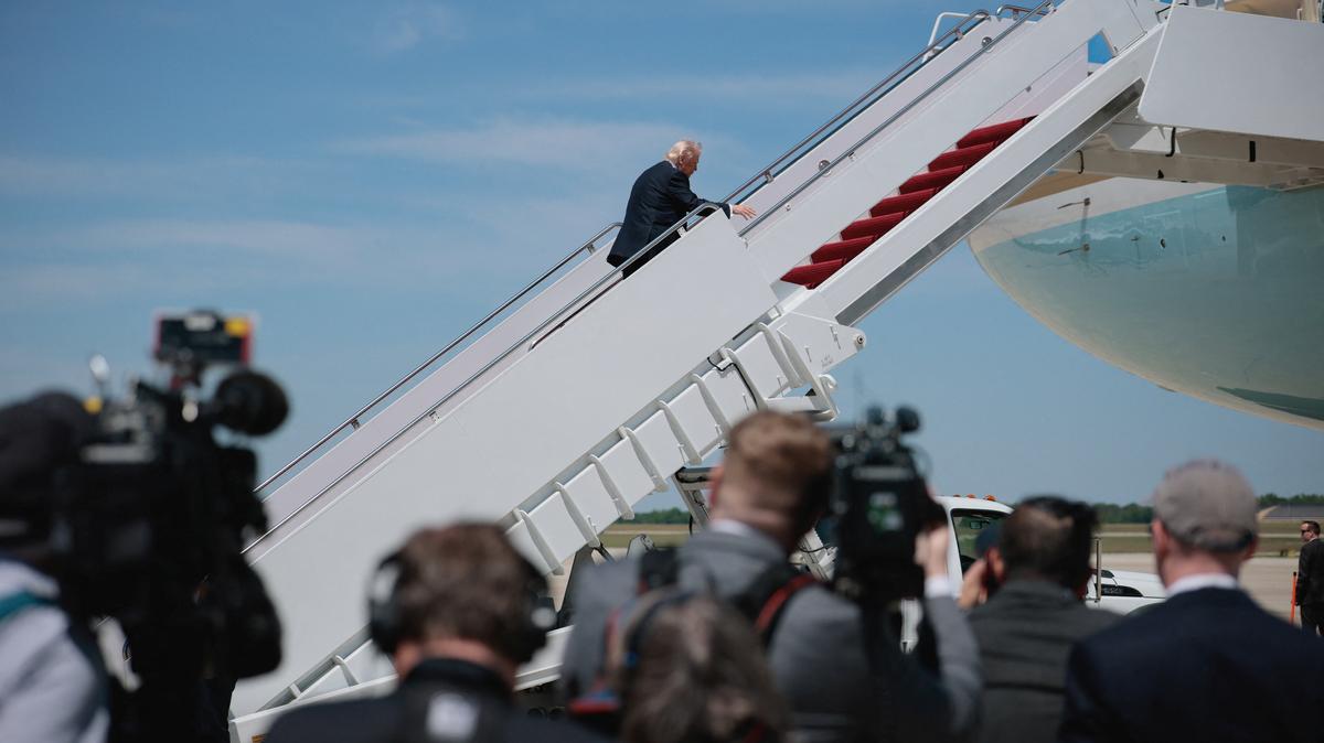 U.S. President Donald Trump boards Air Force One for a trip to China, at Joint Base Andrews, Maryland, U.S., May 12, 2026. REUTERS/Evan Vucci