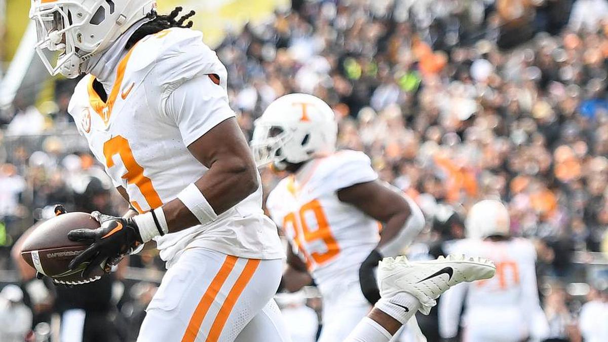  Nov 30, 2024; Nashville, Tennessee, USA; Tennessee Volunteers defensive back Jermod McCoy (3) celebrates the interception against the Vanderbilt Commodores during the first half at FirstBank Stadium. Mandatory Credit: Steve Roberts-Imagn Images | Steve Roberts-Imagn Images 