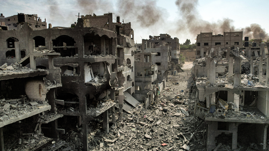 A Gaza father's desperate search for his son's body 