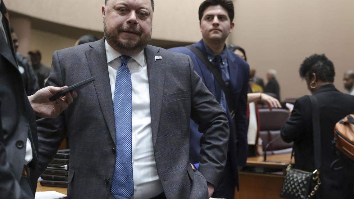Chicago Zoning Committee to skip another month and leave developments in limbo but alderman has plan for deal 