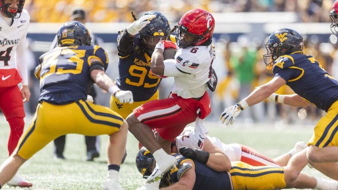 Field goal as time expires lifts West Virginia over Cincinnati