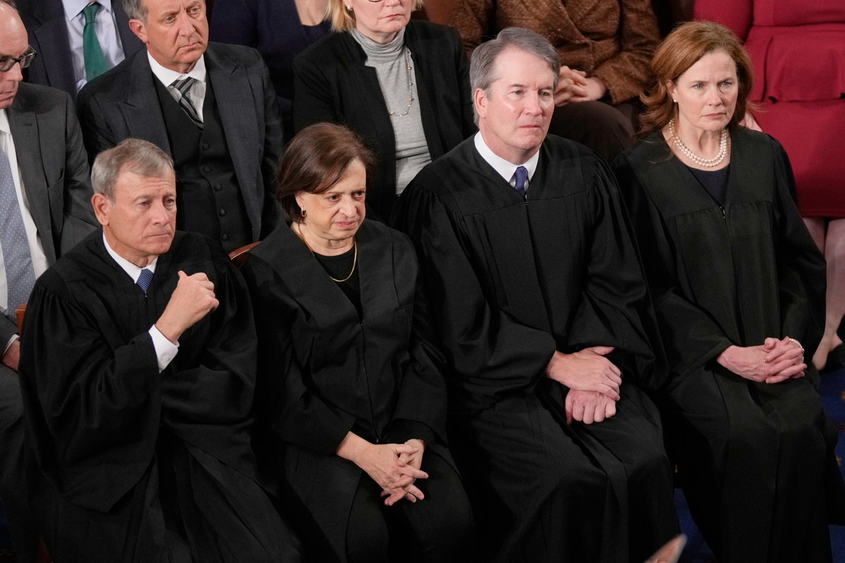  Chief Justice of the United States John Roberts, from left, Justice Elena Kagan, Justice Brett Kavanaugh and Justice Amy Coney Barrett listen as President Donald Trump delivers the State of the Union address to a joint session of Congress in the House chamber at the U.S. Capitol in Washington, Tuesday, Feb. 24, 2026. (AP Photo/Mark Schiefelbein) 