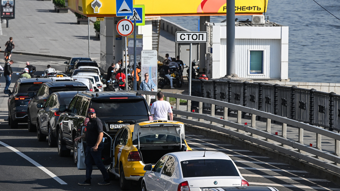 Russia's oil-port city on Black Sea is fast running out of fuel 